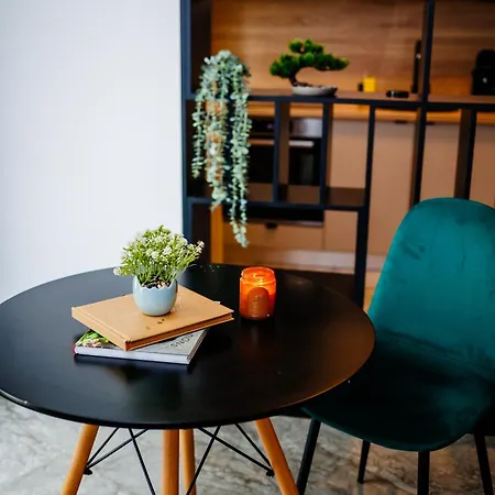 Emerald - Private Parking & Self Check-in * Temešvár