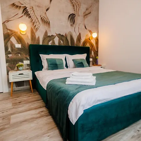 Emerald - Private Parking & Self Check-in Apartmán *