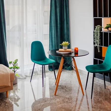 Apartmán Emerald - Private Parking & Self Check-in *