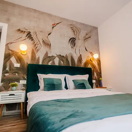 Emerald - Private Parking & Self Check-in Apartmán *