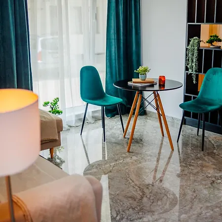 Apartmán Emerald - Private Parking & Self Check-in Temešvár